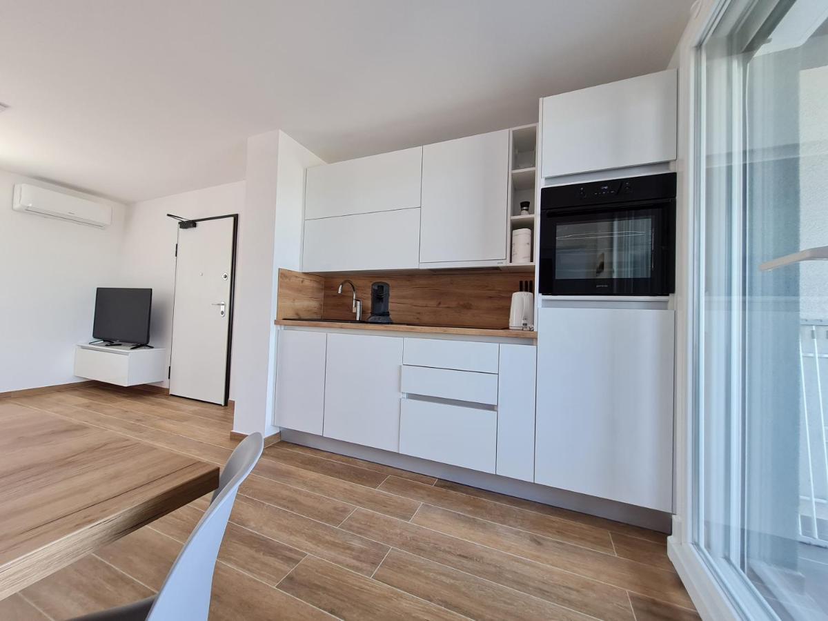 Apartmani Adria นิน ภายนอก รูปภาพ