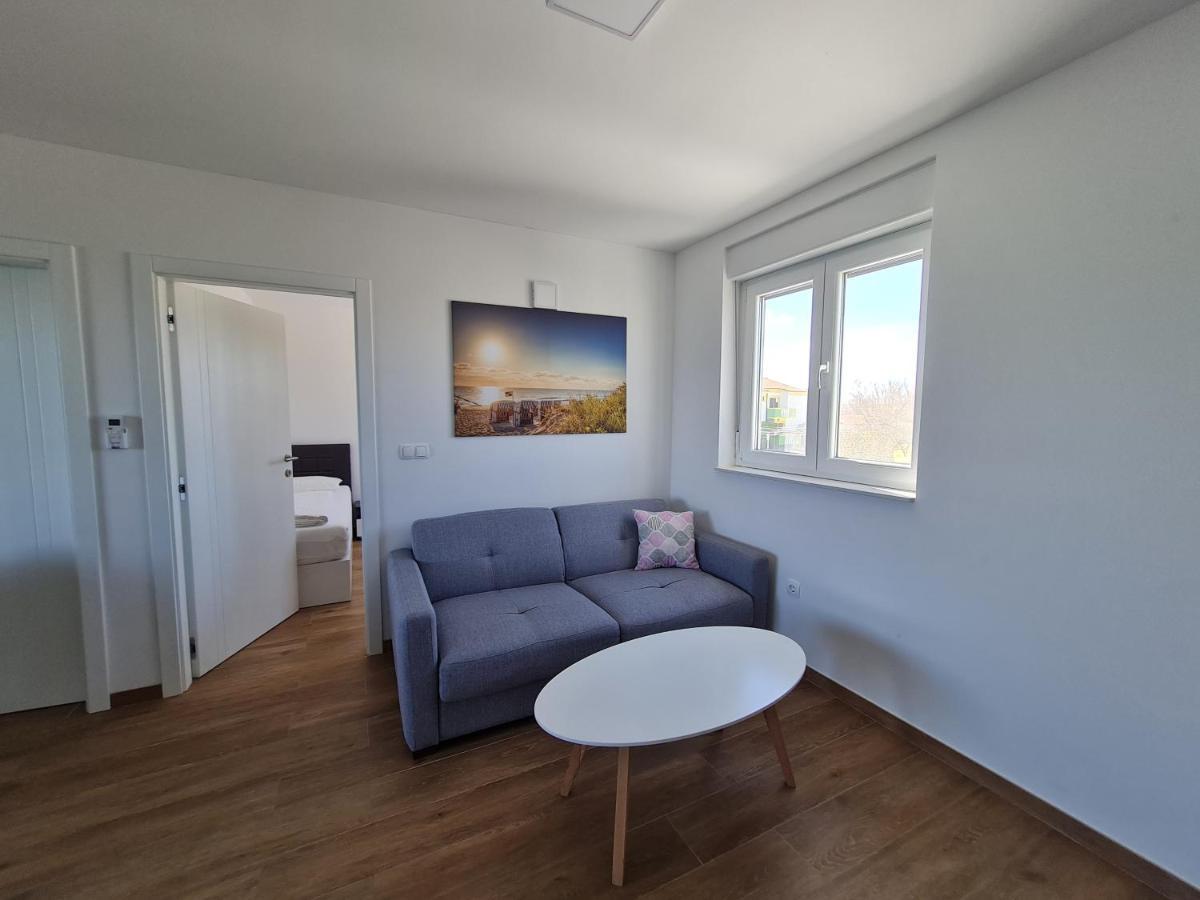 Apartmani Adria นิน ภายนอก รูปภาพ